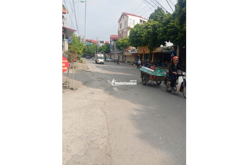 Hàng đầu tư giá mềm. Đất phân lô Võ Văn Kiệt, Mê Linh. DT 100m2. Dưới 1.5 tỷ